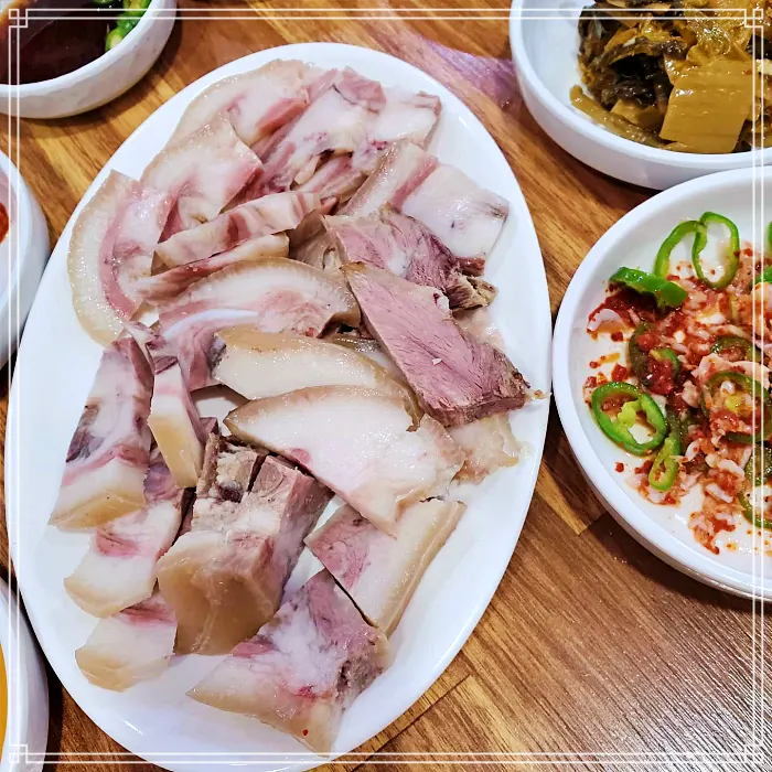 홍성 소머리 국밥 거리 맛집 소머리국밥, 소머리수육