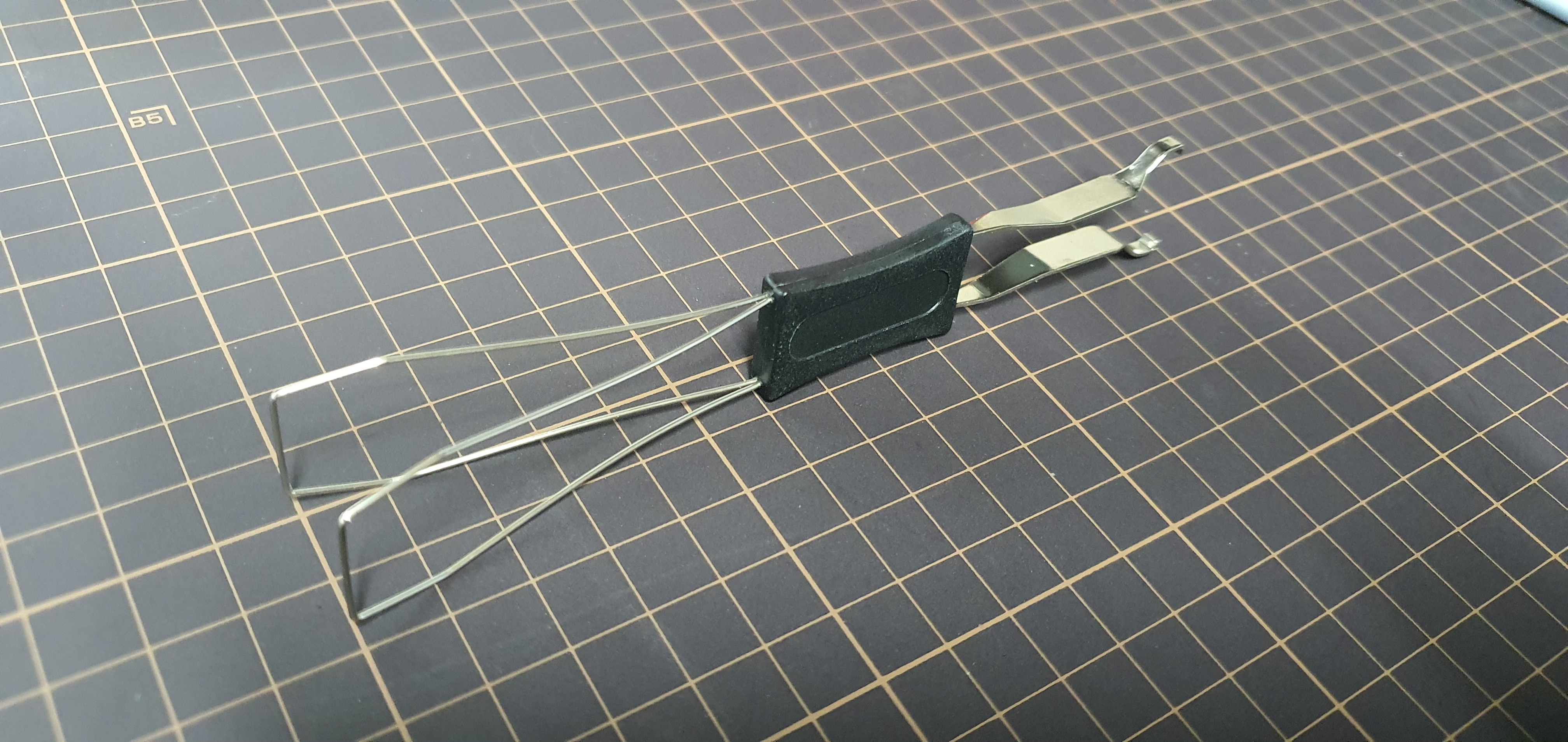 와이어형 키캡 리무버