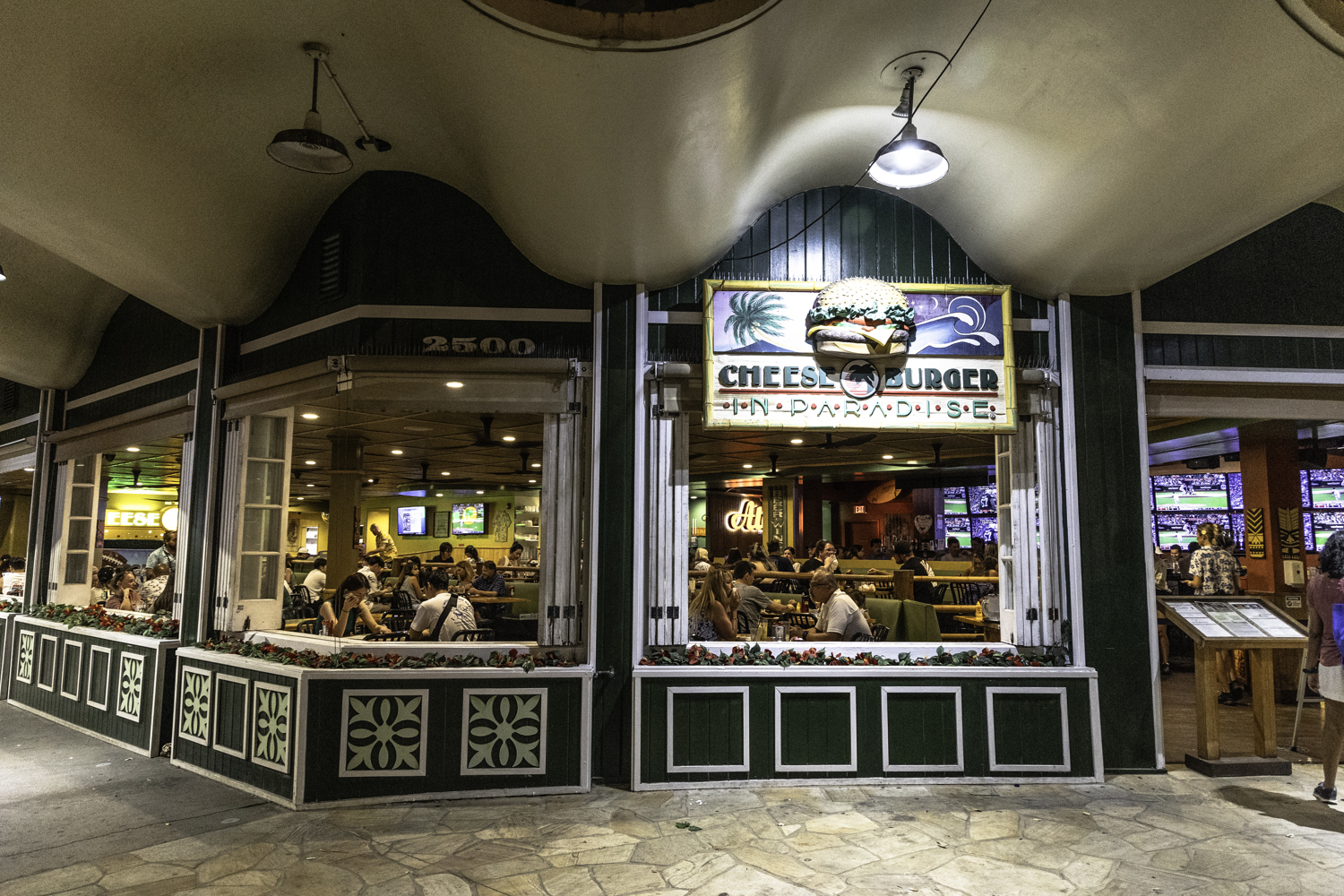 와이키키 치즈버거인 파라다이스