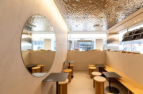 브알라-Cafe-대학로-매장내부