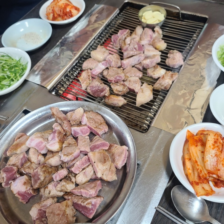 식객 허영만 백반기행 155회 서영희 직장인들의 사랑을 듬뿍 받는 고추장불고기와 저온 숙성 돼지고기 통고기 충무로 고기집 맛집 소개