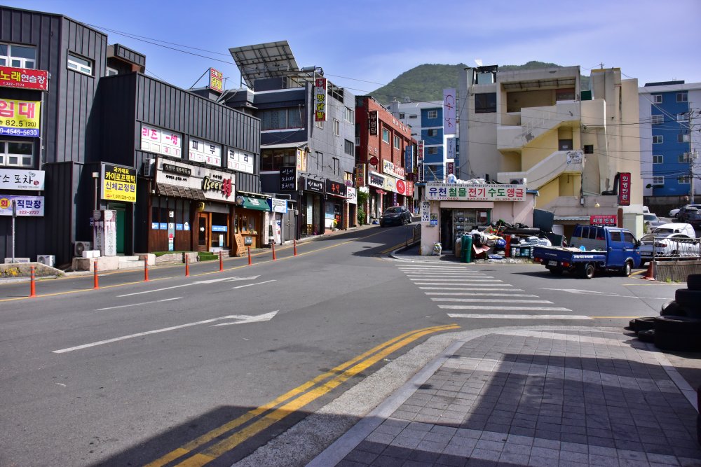 부산 도시철도 2호선 주례역 주변