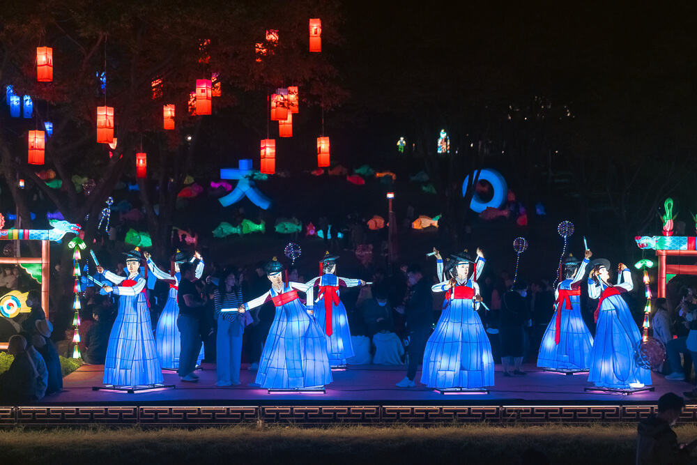 10월 국내여행, 10월 국내여행지 추천, 10월 축제, 10월 여행, 10월 국내여행하기 좋은곳, 10월 국내여행지, 가을여행, 부산국제영화제, 진주 유등축제, 독일마을 맥주축제, 순천만습지, 안동 하회마을