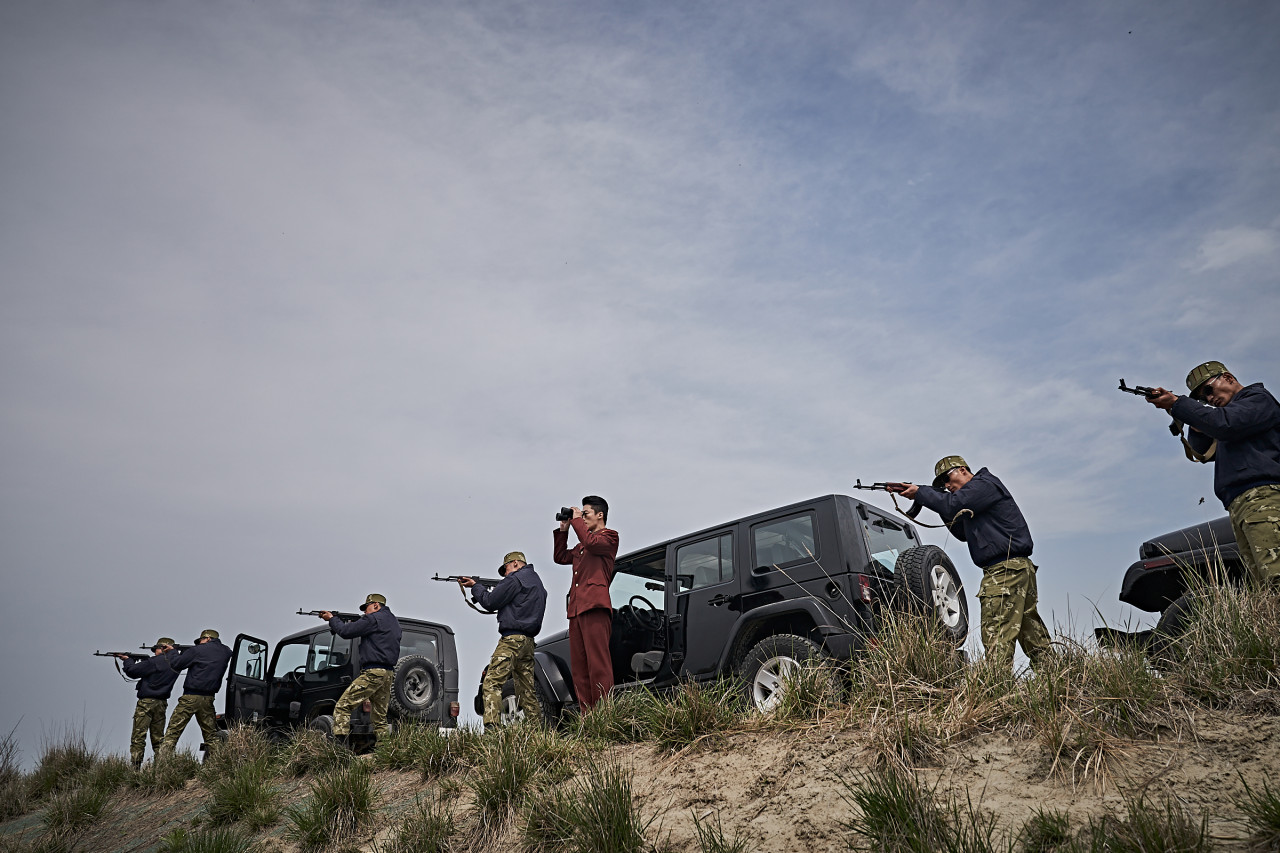 영화 탈주 관객수 손익분기점 삽입곡 러시아어 ott 정보 출연진 줄거리 결말 평점 후기