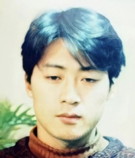 배우 김윤석