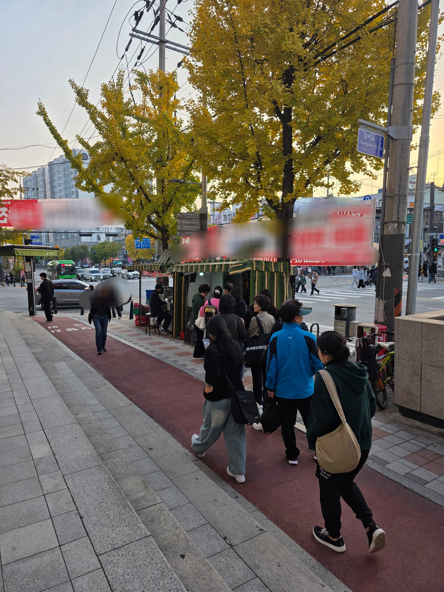 붕어빵&amp;#44; 가을간식&amp;#44; 노점&amp;#44; 서울거리&amp;#44; 은행나무길&amp;#44; 길거리음식&amp;#44; 와플&amp;#44; 겨울간식&amp;#44; 따뜻한간식&amp;#44; 감성사진