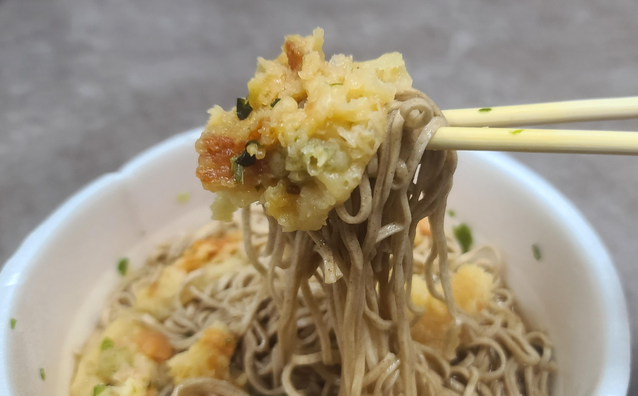 닛신 소바컵라면 덴푸라컵라면 튀김컵라면 일본유명컵라면 강추일본라멘 만드는방법 돈키호테컵라면 닛신컵라면 시치미토가라시 일본조미료 가다랑어