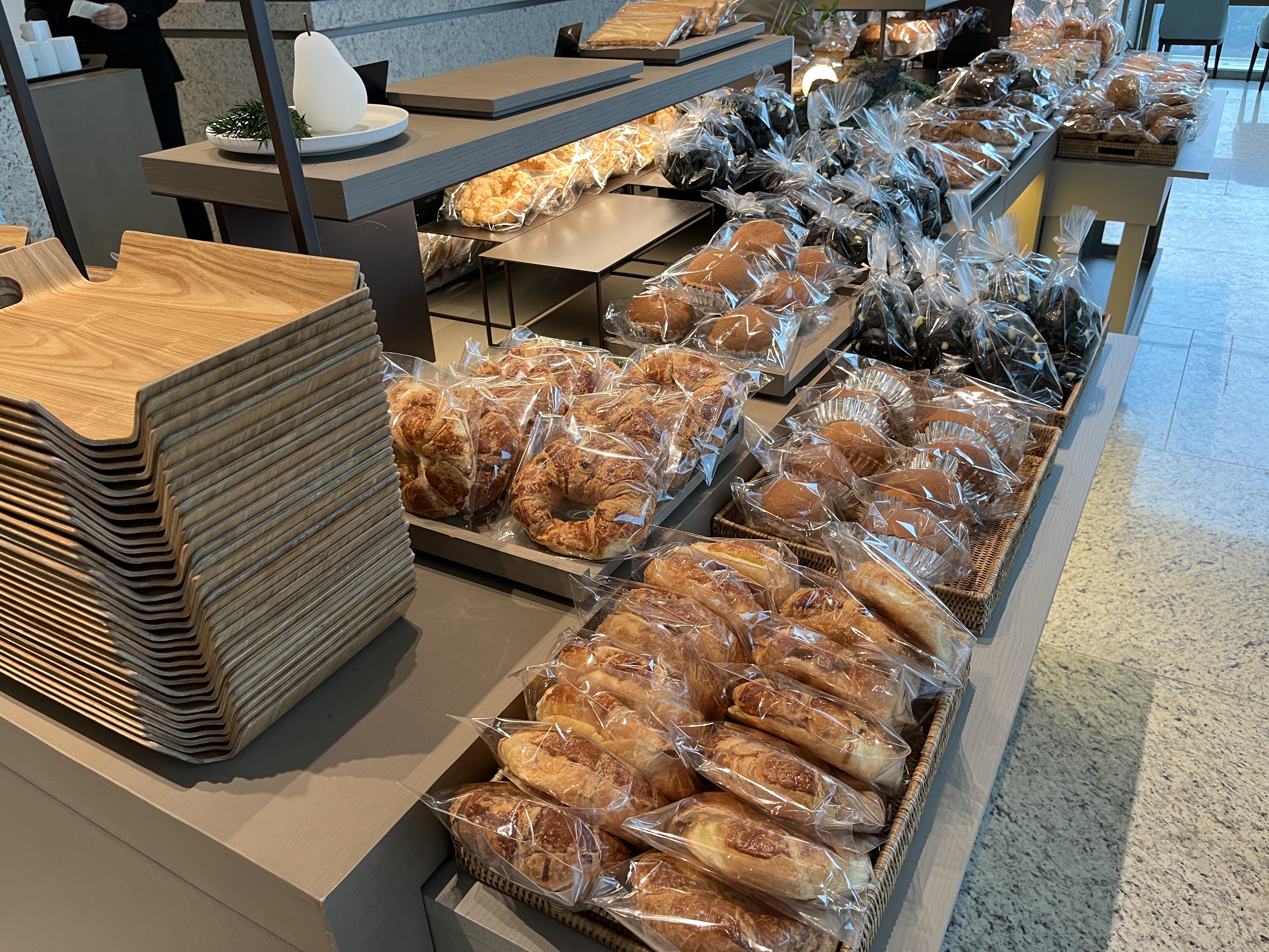 더-엠브로시아-울산바위-카페