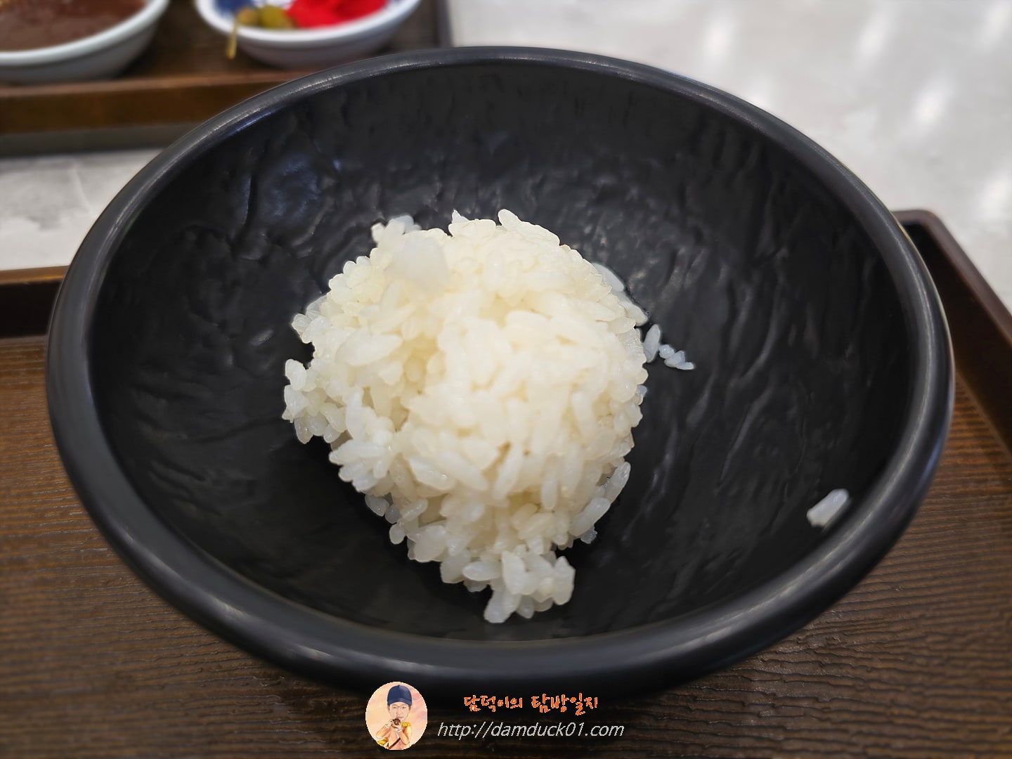 매콤로스카츠정식