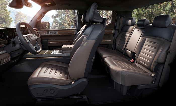 기아 타스만 실내.