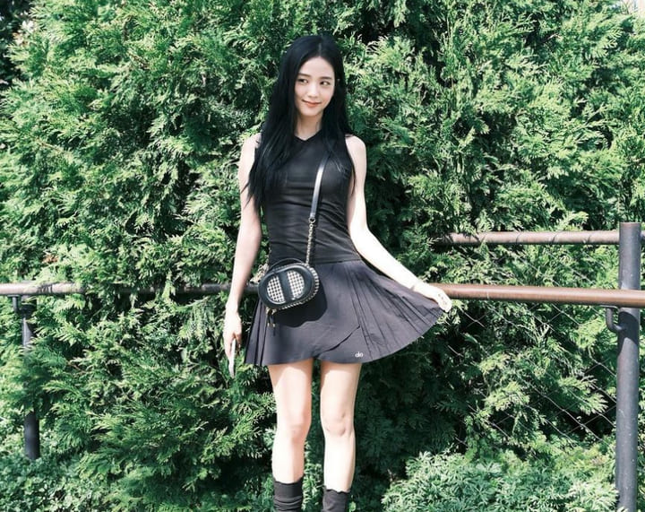 블랙핑크 지수 사복