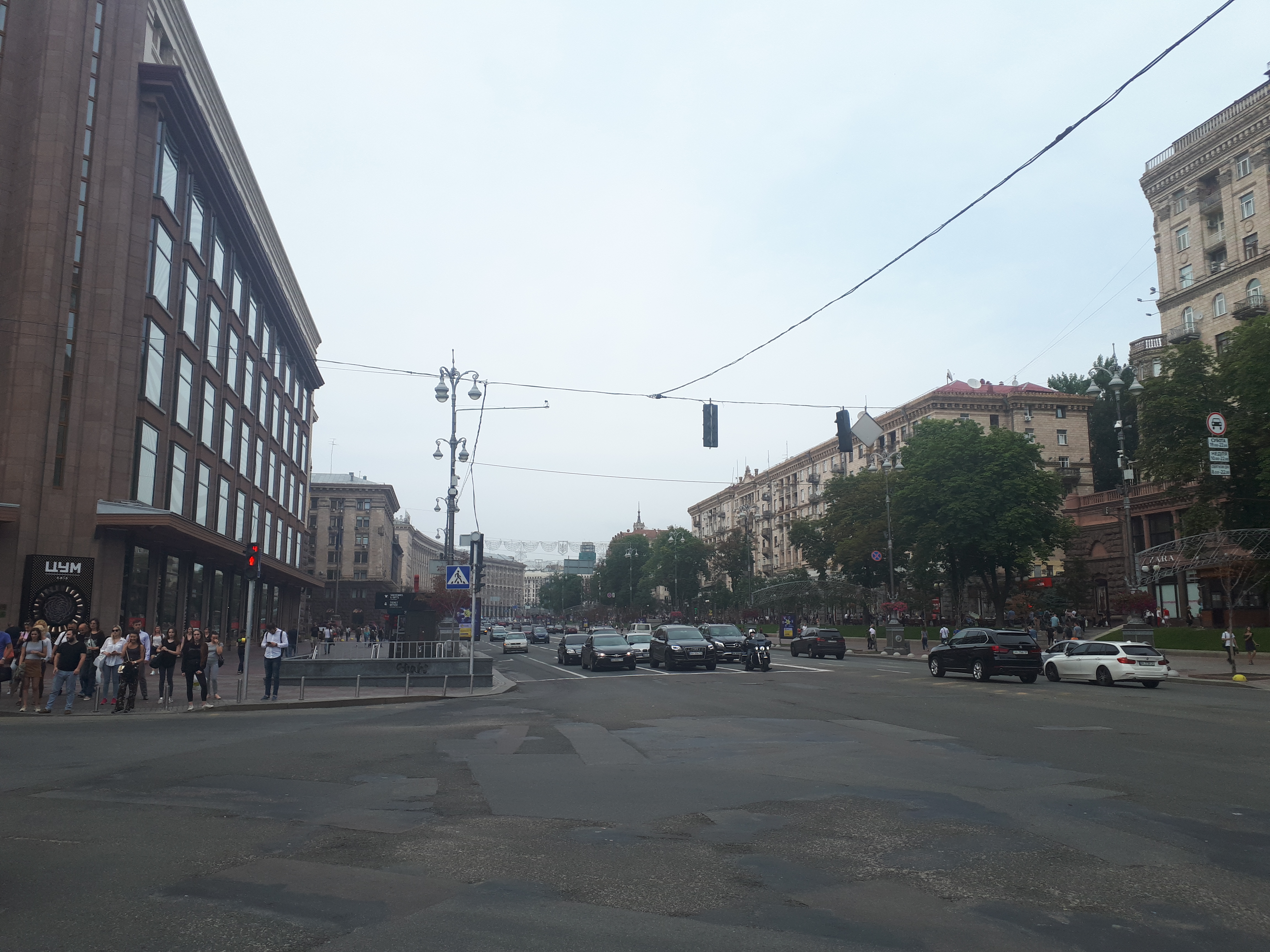 우크라이나 키이우 한적한 거리