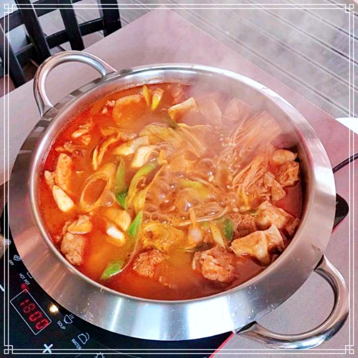 고기서 만나 관악, 신림 투움바 로제 닭볶음탕 맛집