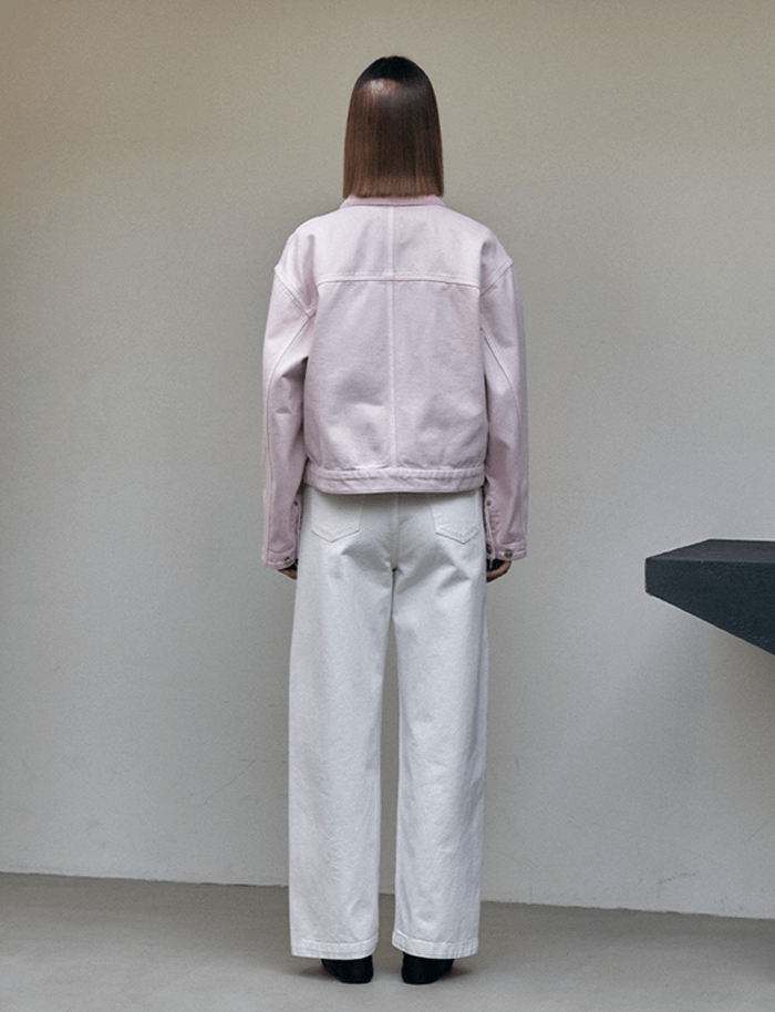 샤이닝 1회 김민주 자켓