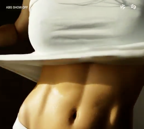 힉스필드 광고 중 - abs show off 영상 프리셋 - 출처 트위터