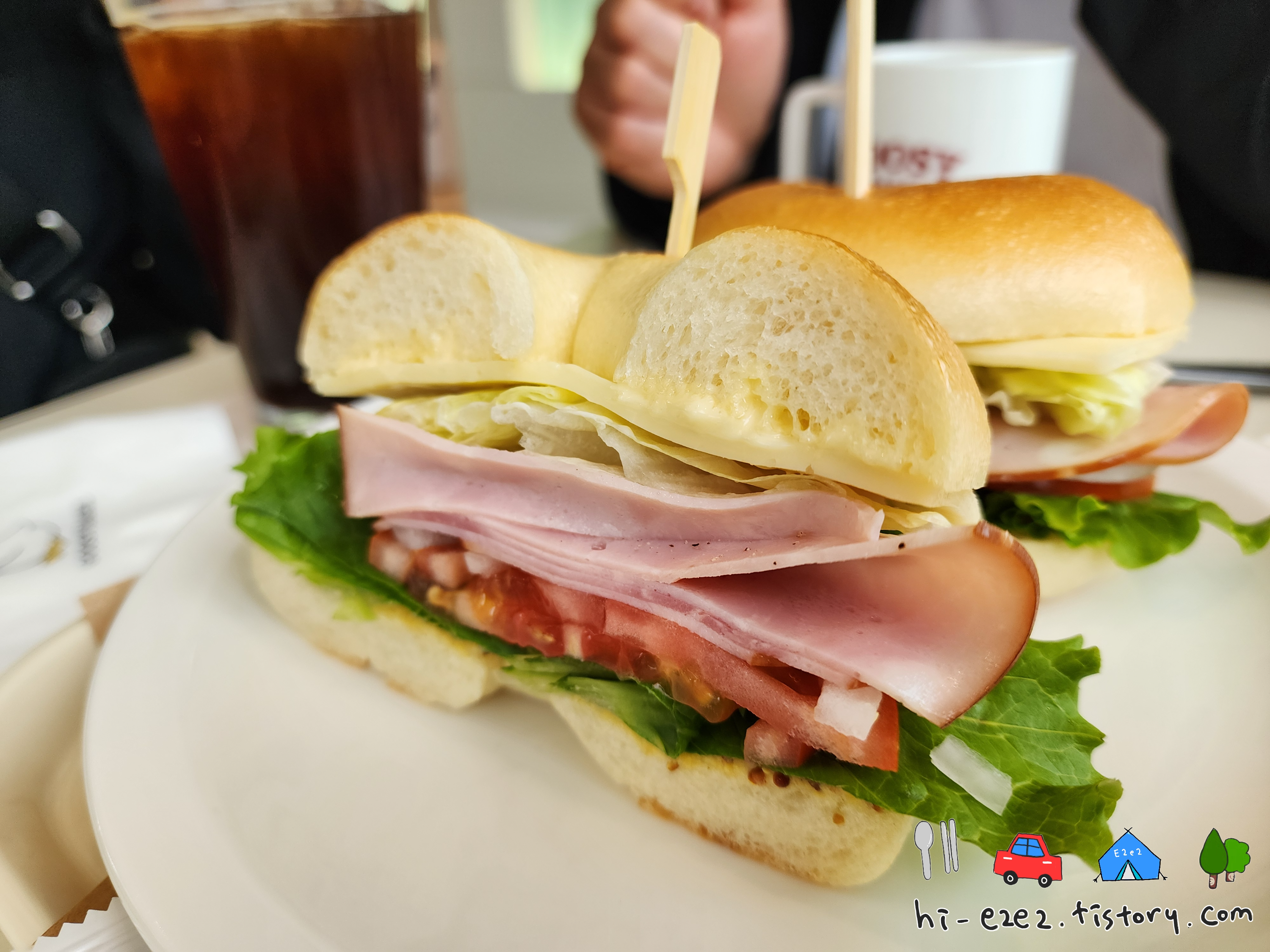 햄지츠베이글샌드위치