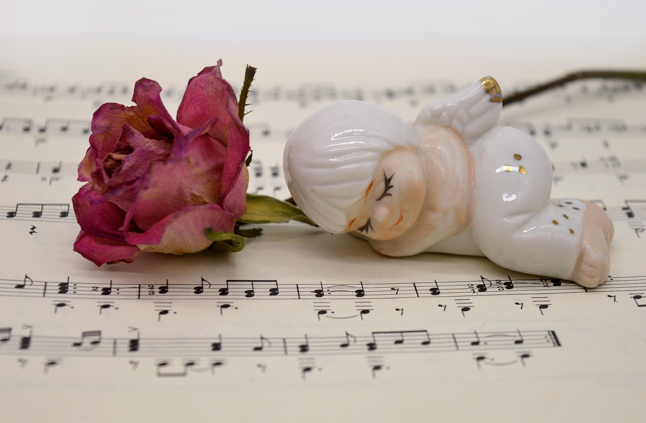 진추하와 아비 : One summer night