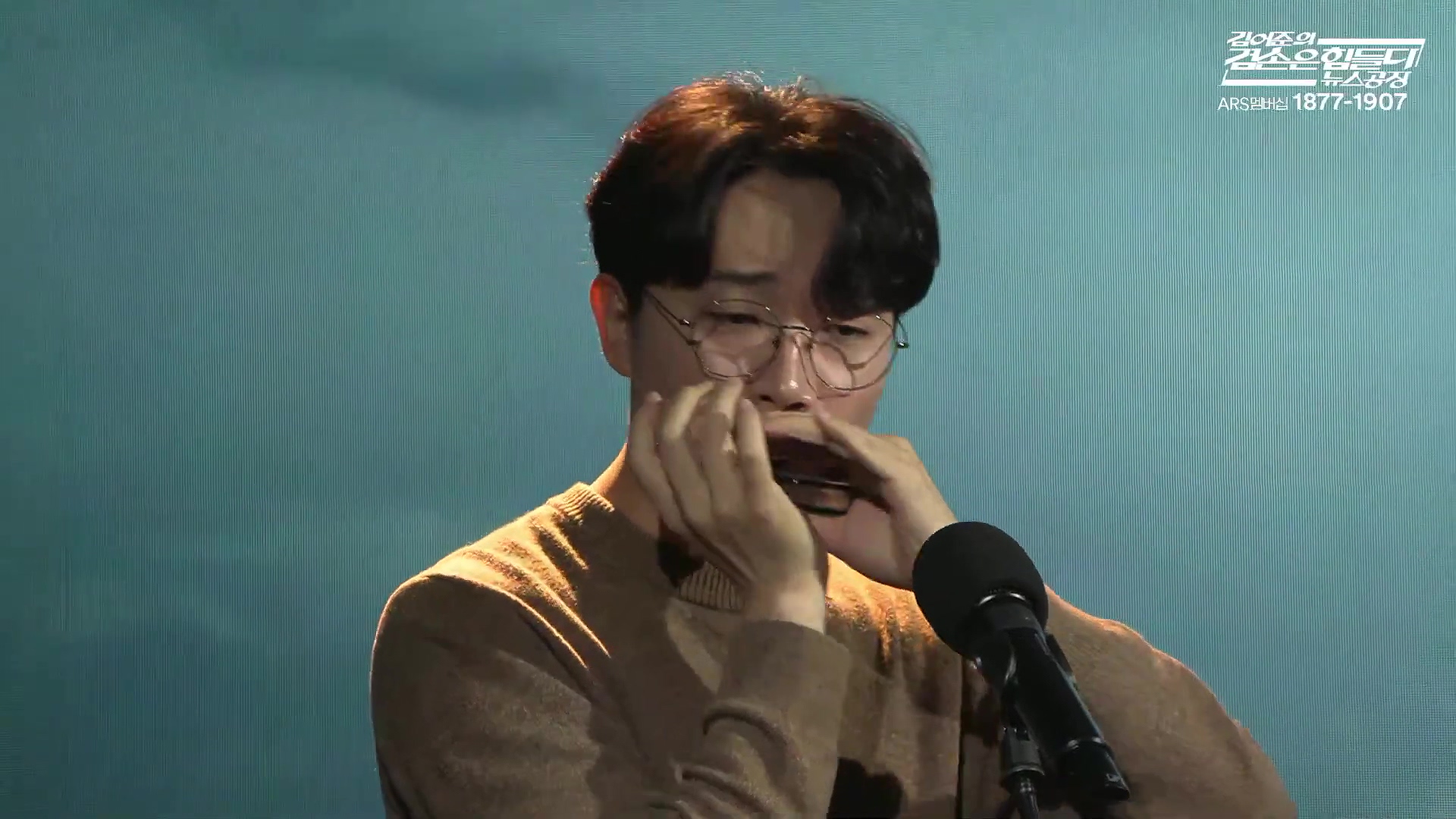 김어준의 겸손은힘들다 뉴스공장 2025년 10월 24일 금요일 [양부남, 이건태, 김기표, 홍사훈, 노영희, 신용한, 주진우, THE살롱, 황희두, 박대희, 박태훈, 금요음악회].mp4_20251024_212440.880.jpg