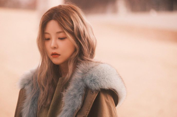 혜이니 프로필 나이 키 복근 인스타 화보 노래 김혜인 과거 근황