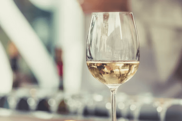 와인 종류별 건강 효과 비교: 레드 vs 화이트 vs 스파클링