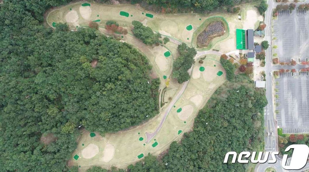 울산대공원파크골프장. 울산광역시 남구 옥동 95 (울산대공원)