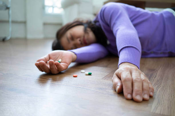 미주신경성 실신, 원인 및 증상을 알아봤습니다. 때때로 사람은 오랫동안 서 있거나 과도한 스트레스를 받은 후 갑자기 의식을 잃고 쓰러질 수 있습니다. 교감 신경이 어떤 원인에 의해 흥분되면 부교감 신경도 반응하여 흥분됩니다. 어떤 원인과 증상이 있는지 참고하시기 바랍니다.