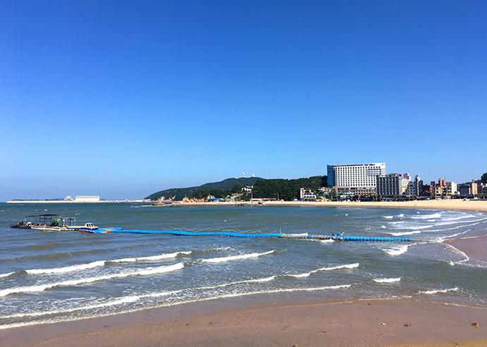 을왕리-바다-파도치는-모습