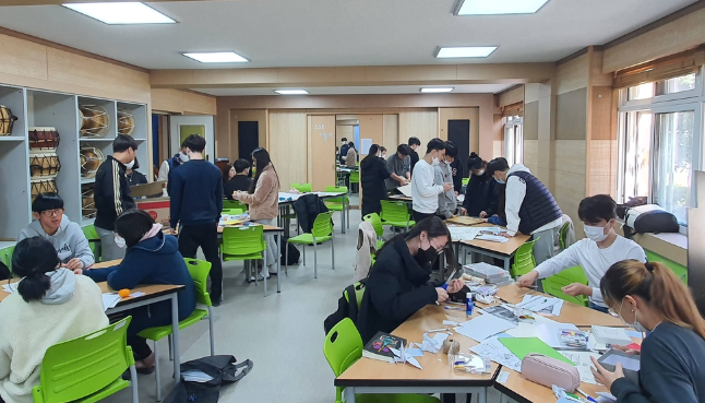 대안학교와 온라인학교의 차이점