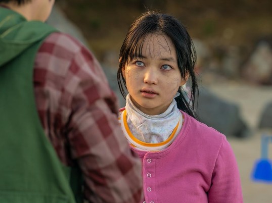 영화 좀비딸과 애니/웹툰 결말 차이점 비교