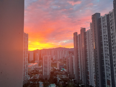 노을에 물든 아파트