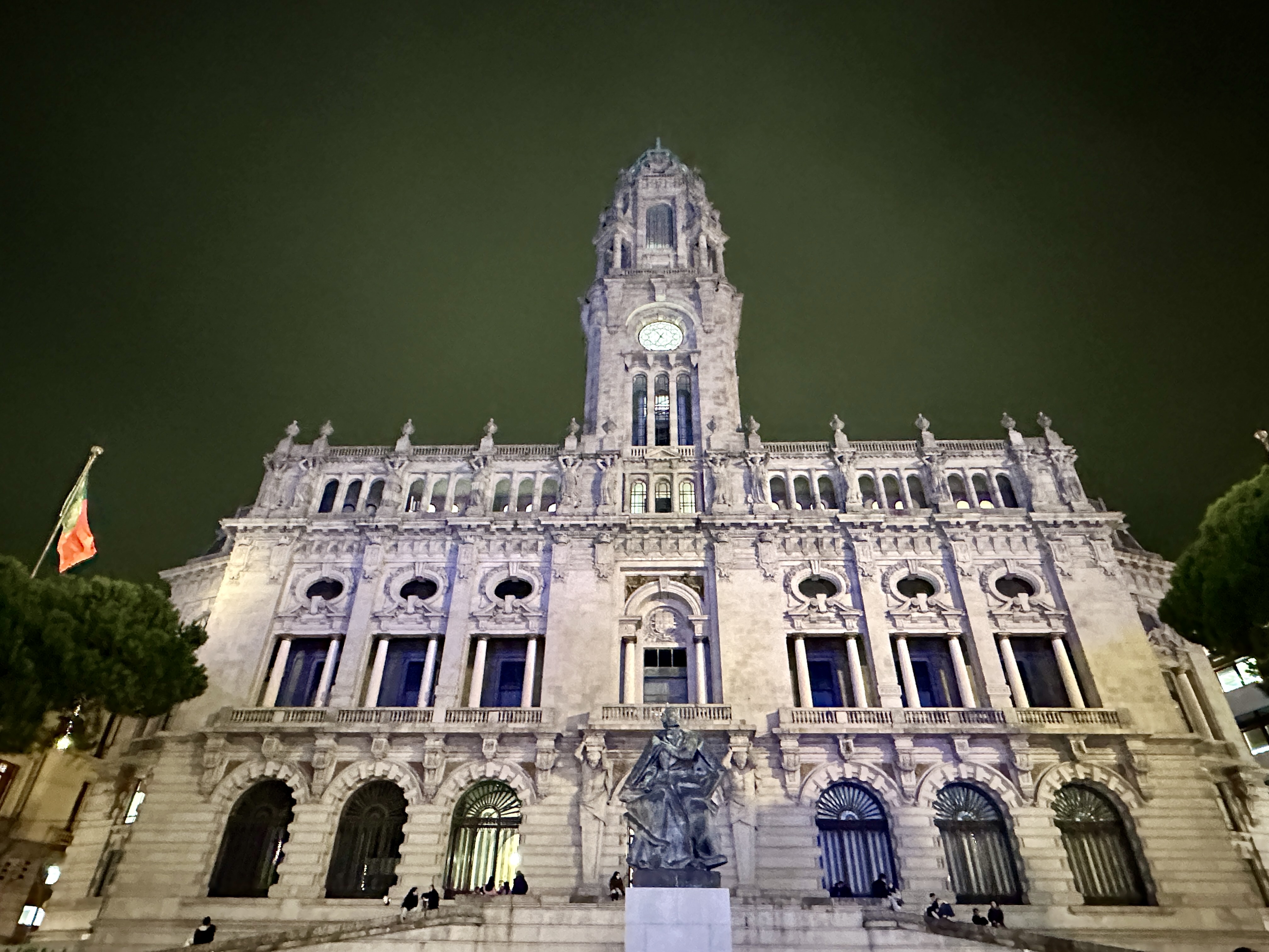 포르투 시청사 건물