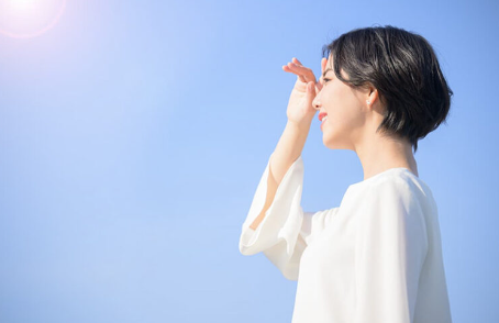 햇살이 내리쬐고 있다.