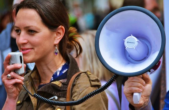 megaphone-speaker