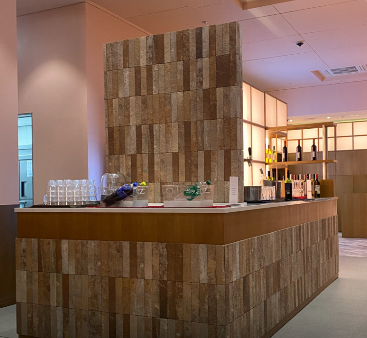 고급스런-와인바