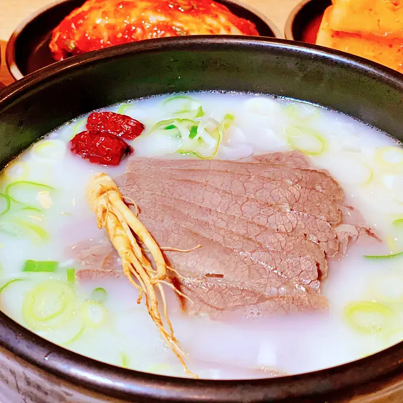 전국 택배 온라인 전화 주문 가능 가마솥에 3일간 푹 고은 한우 사골 곰탕, 매콤 칼칼한 곱창전골, 매운 소곱창 갈비찜 맛있는 식당 여주 여주아울렛 맛집 서민갑부 388회 방송 정보