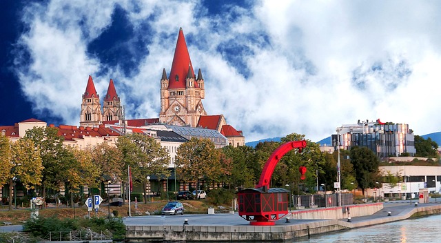 빈 쉔부른 궁전 & 정원 투어 예약하기