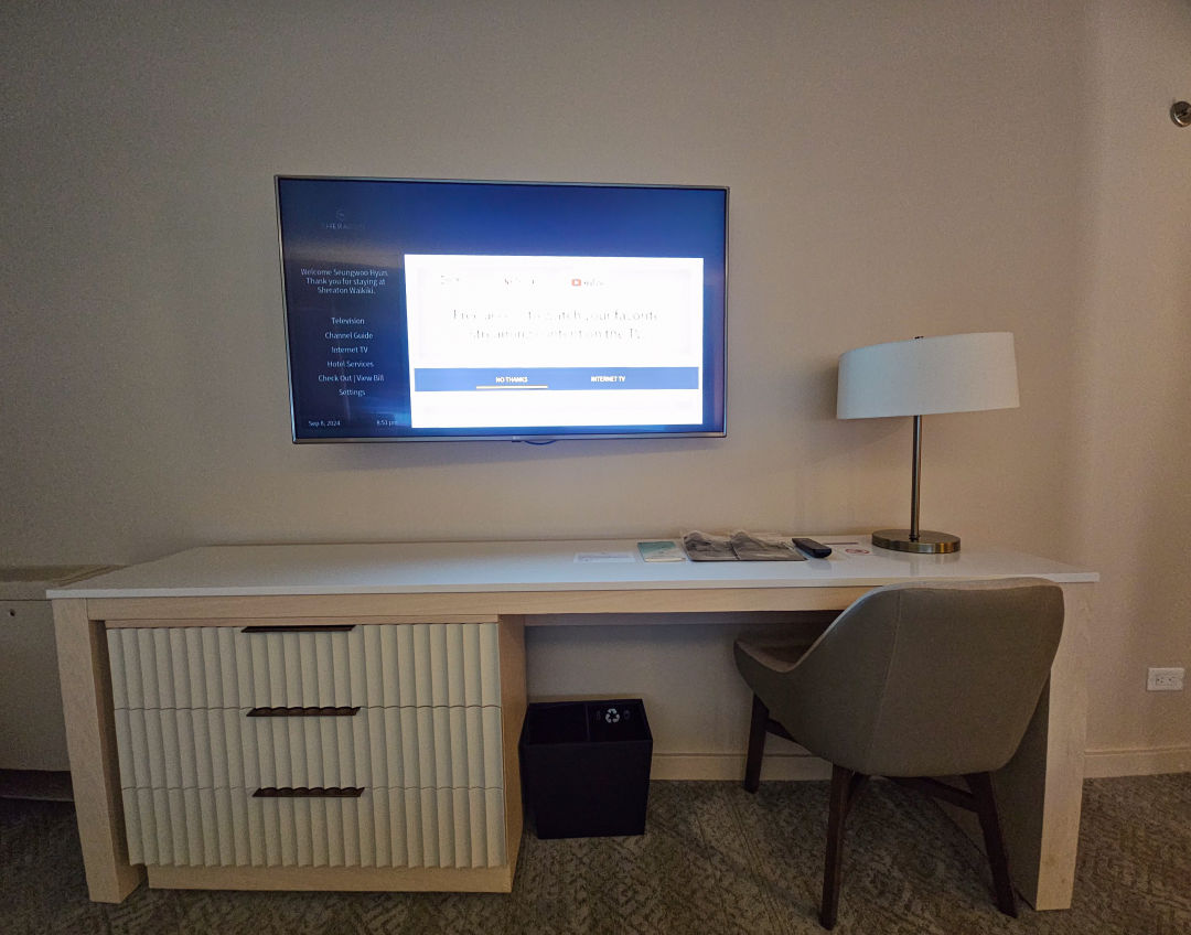 하와이 쉐라톤 와이키키 실내 TV