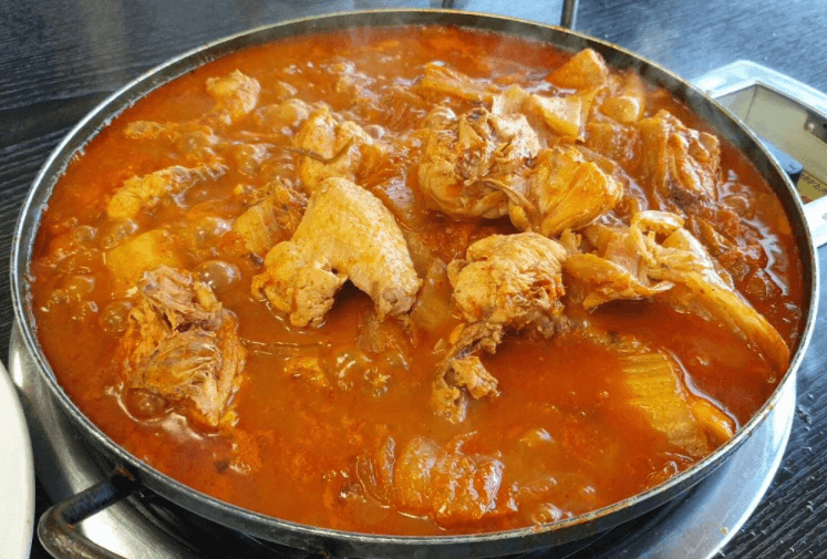 생방송투데이 묵은지닭볶음탕 묵은지보쌈 평택