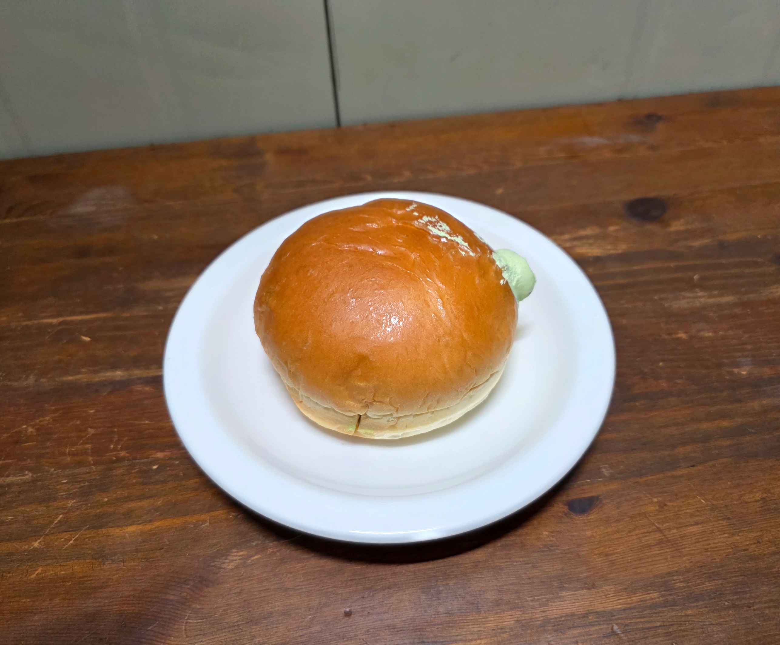 gs25서울우유초코칩피스타치오크림빵