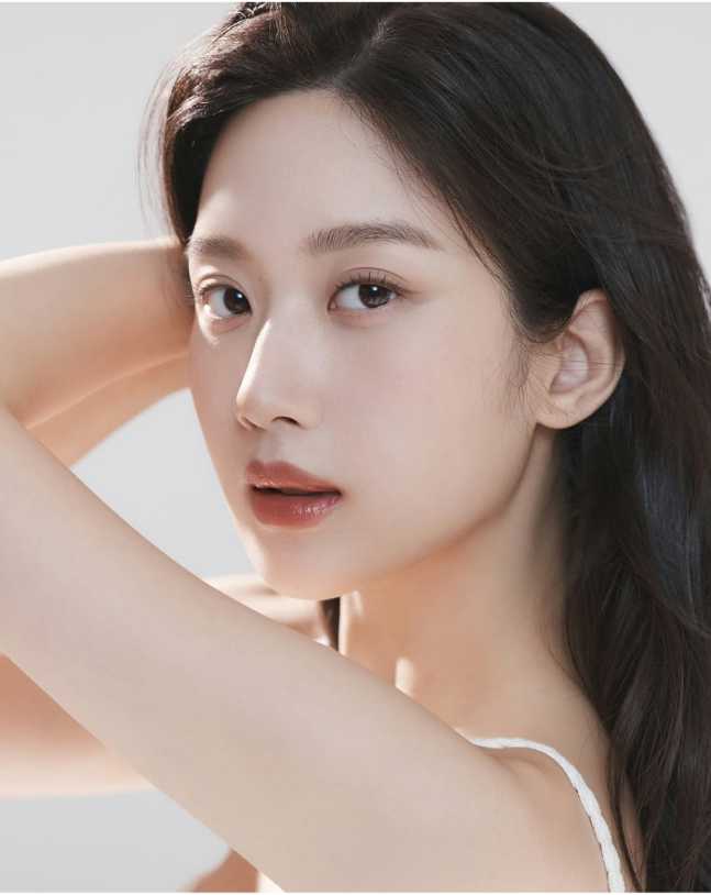 배우 문가영