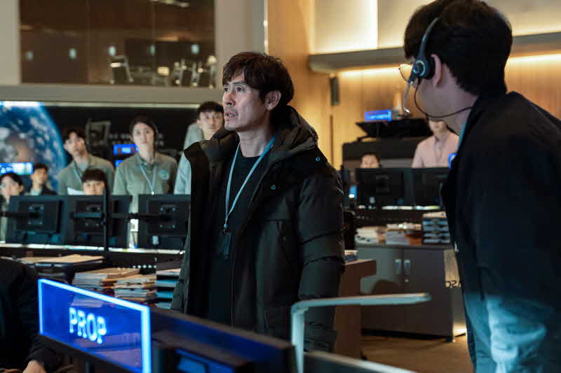 더문 공식 스틸컷