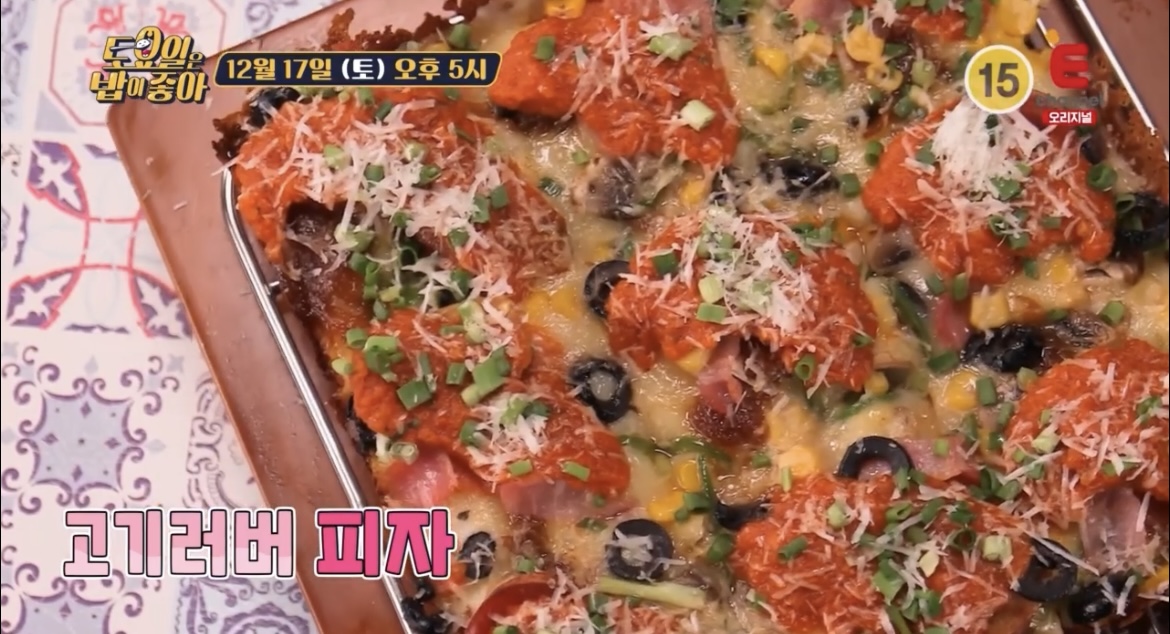 토밥좋아-페퍼로니-피자-사진