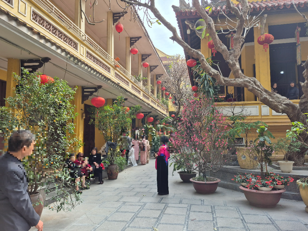 꽌스 사원