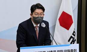 권성동