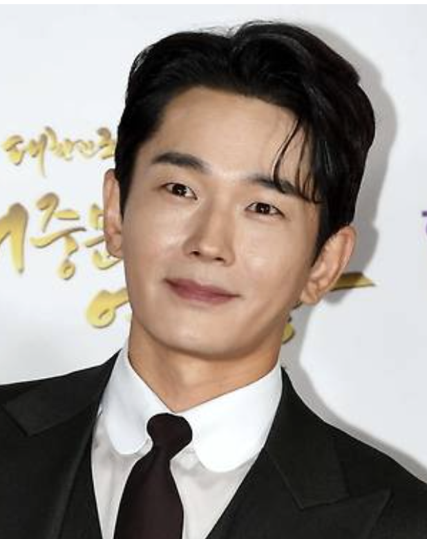 온주완 방민아 11월 결혼