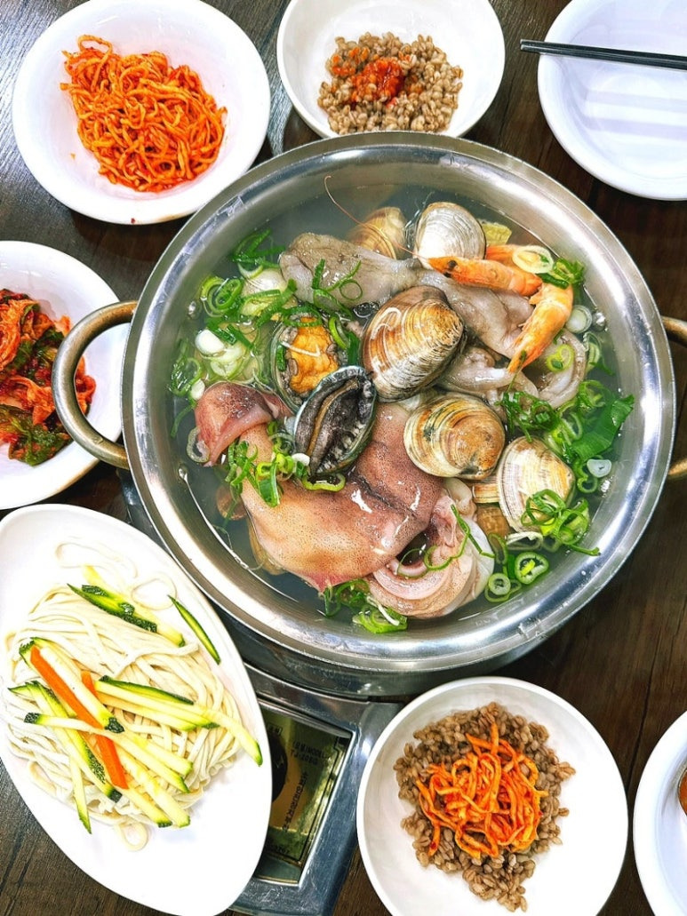 수원 곡반정동 '조개조개 칼국수'