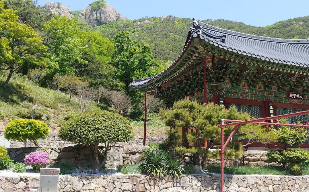 개암사 대웅전