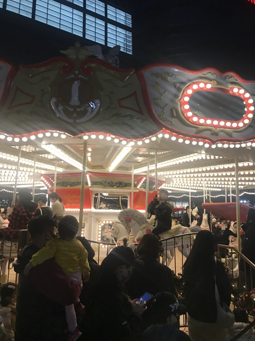 롯데월드몰 회전목마