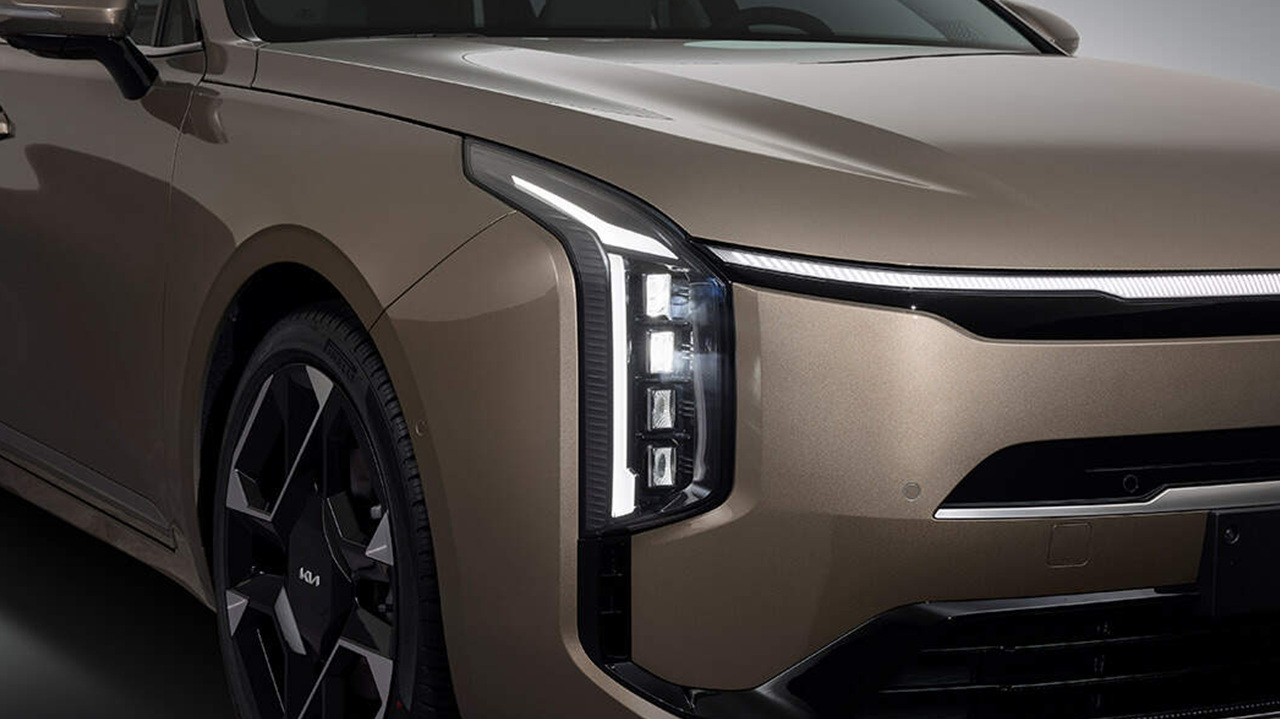 기아 K8 하이브리드, 혁신 기술과 정숙성으로 비즈니스 세단의 새로운 기준 제시