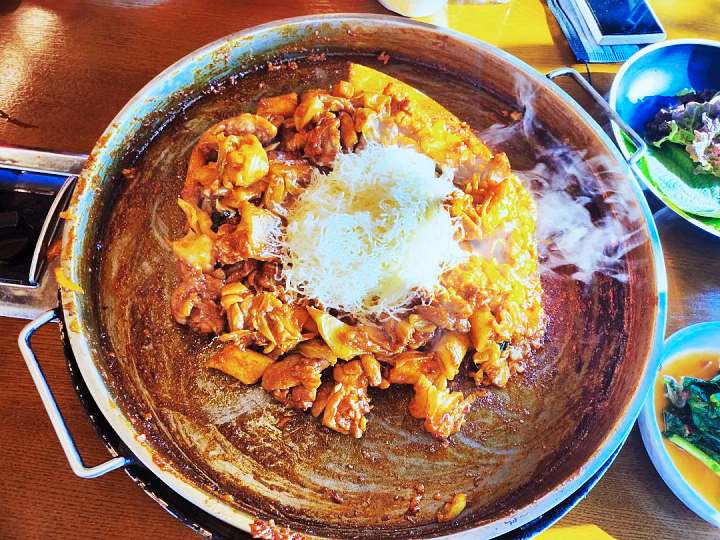 알토란 김형우 대박집 대표 닭갈비 연 매출 100억 신화 맛있는 닭갈비집 춘천 맛집 위치 메뉴 가격 정보